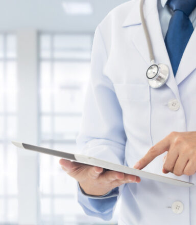 Medicina di base, la rivoluzione: più medici vicini e attese ridotte